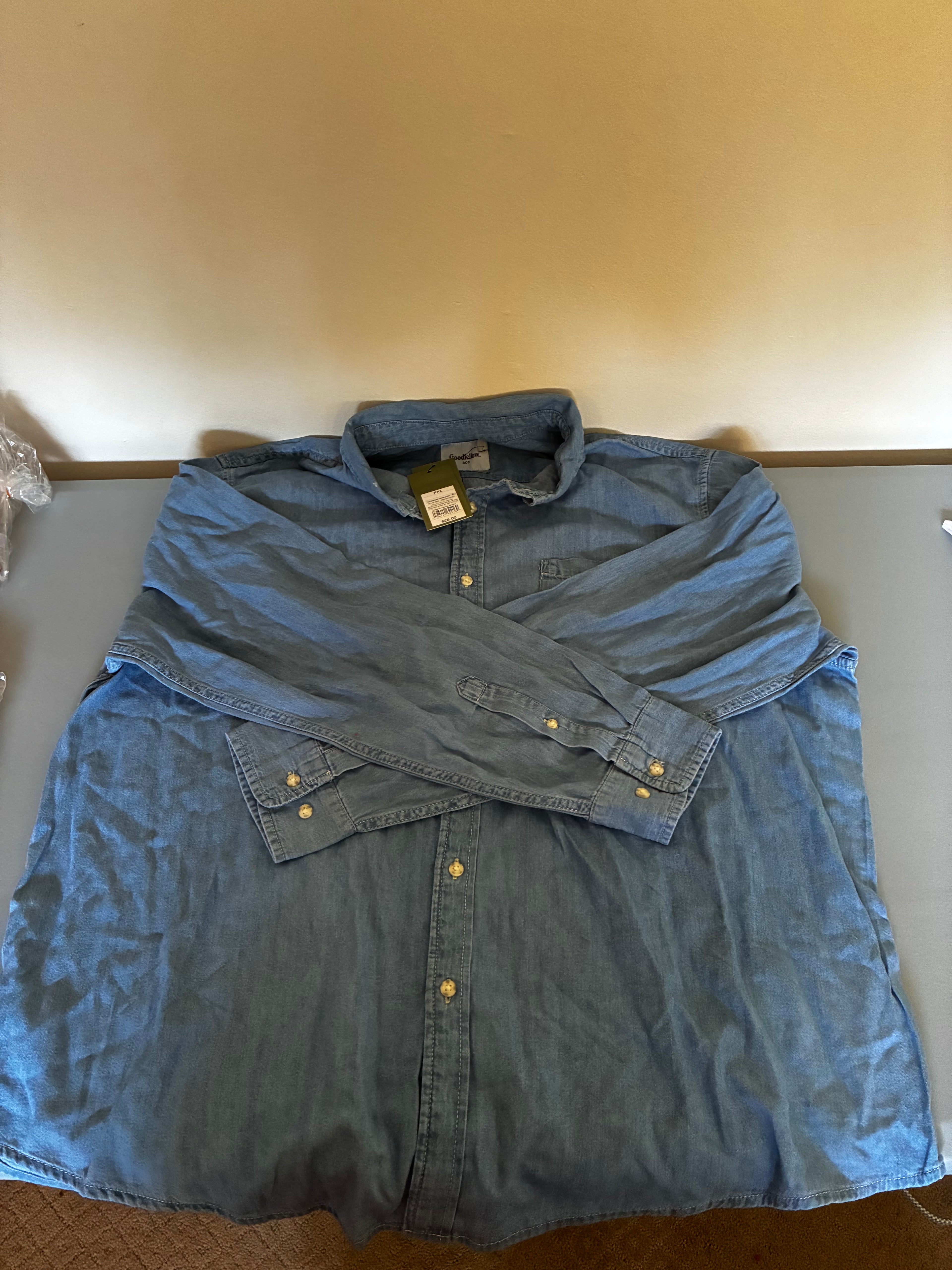 Men's Every Wear Long Sleeve Denim Shirt - Goodfellow & Co