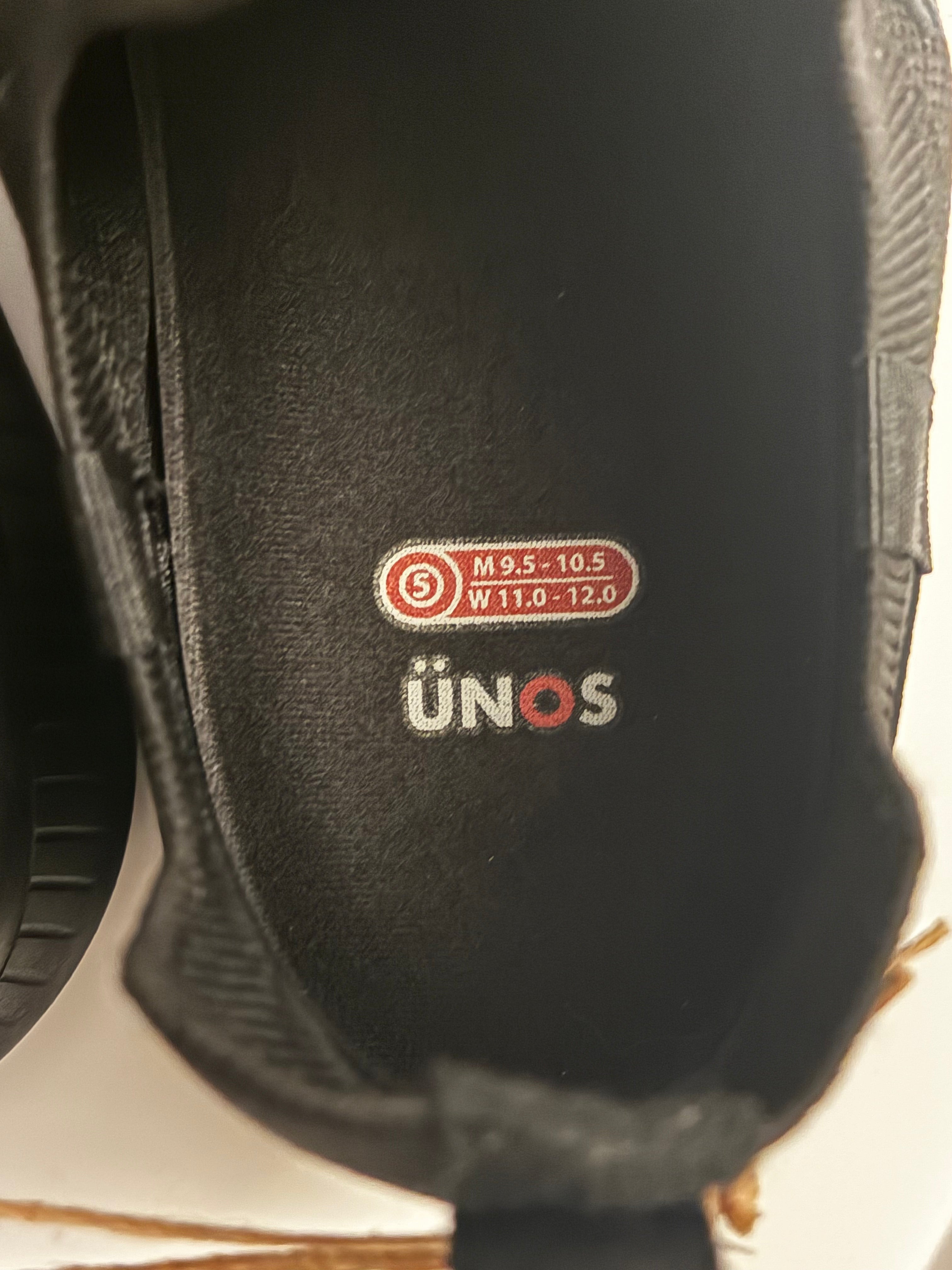 UNOS BY SZ Adult Sneakers